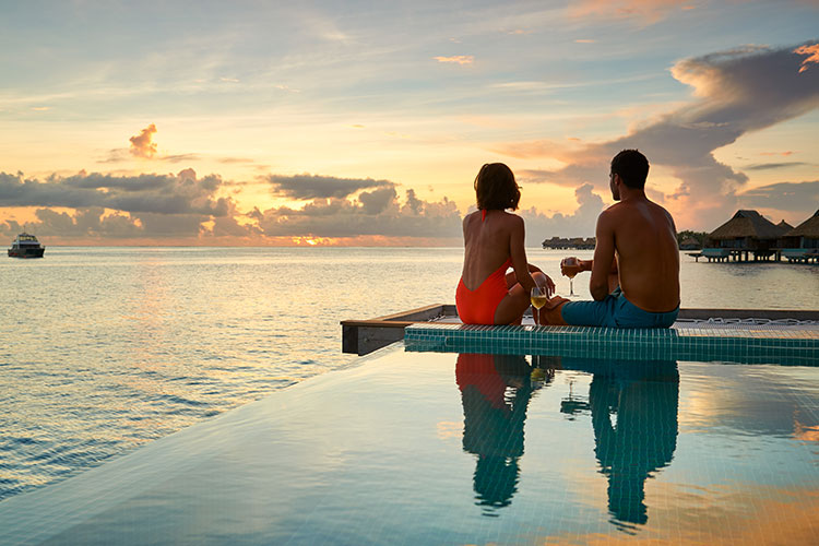 OPULENT ROMANCE IN THE ISLANDS OF TAHITI AND BORA BORA
